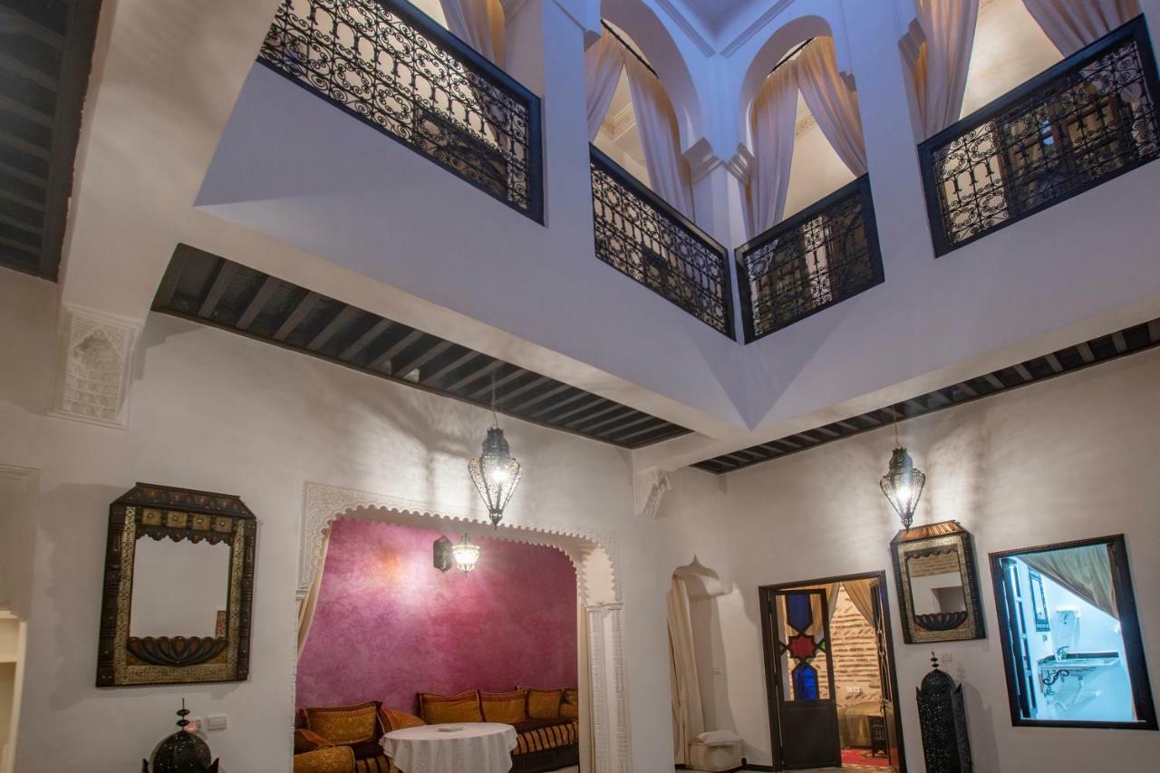 Riad Dar Merzouga Hammam & Jacuzzi Marrakesh Buitenkant foto